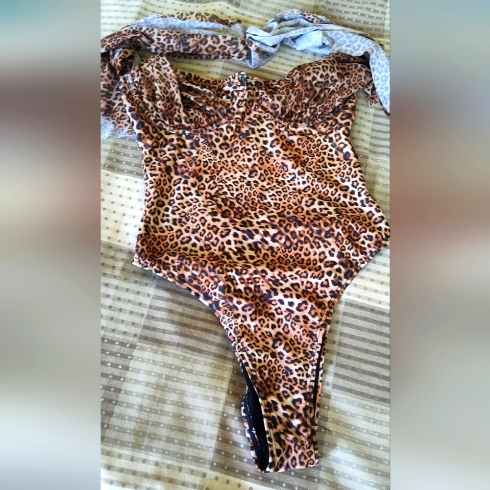 One piece swimsuit